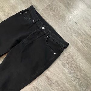 Arket Black Capris 33